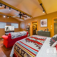 The Hideout - A Sayles Ranch Guesthouse