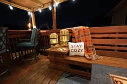 Patti's Place ( POOL | Sleeps 9)!