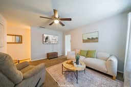 Simply Suite South