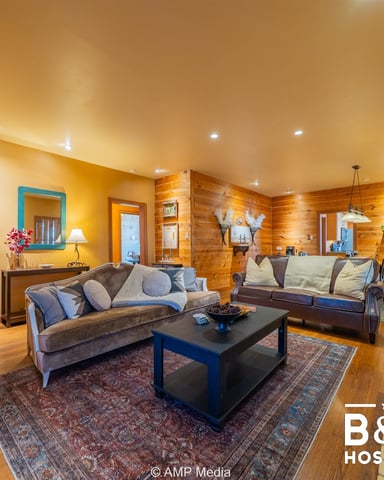 4.9 Rating From Guests