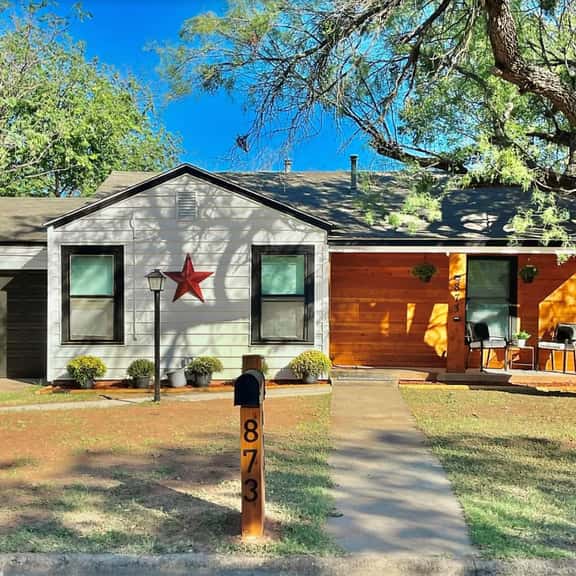The Rustic Star - Image 1