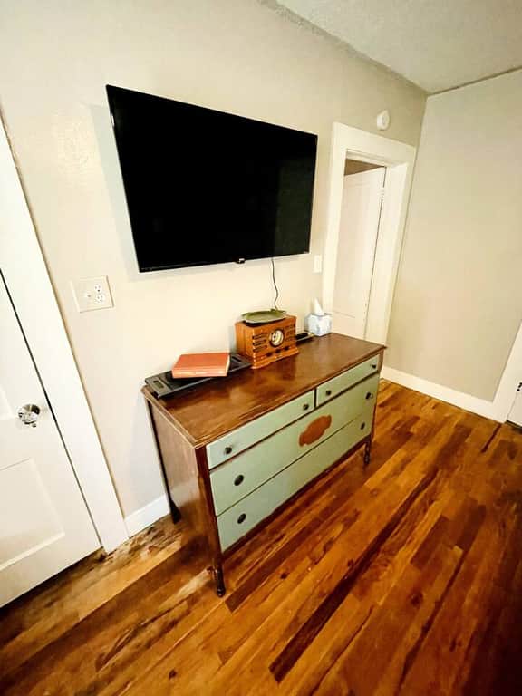 Cozy West TX Hideaway (3 TVs | pet friendly)