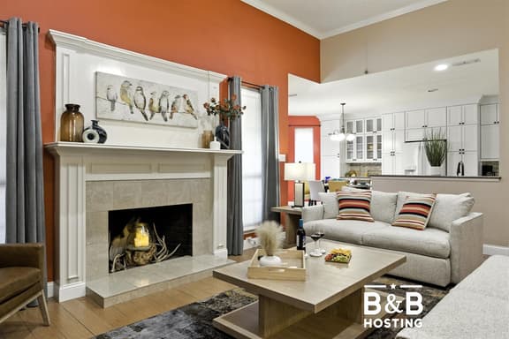 Spur of the Moment - West Texas Escape • Sleeps 7