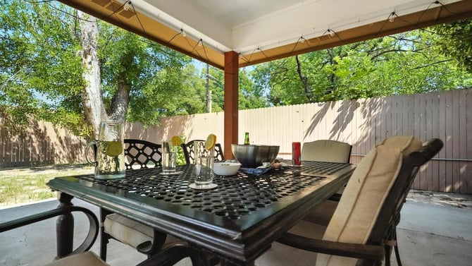 Bbhosting romantic entire home swenson house